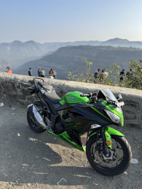 Candy Green Kawasaki Ninja 300R