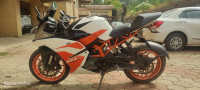 White And Orange KTM RC 200