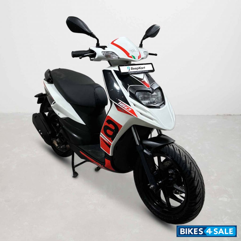 Aprilia SR 160 Std ABS