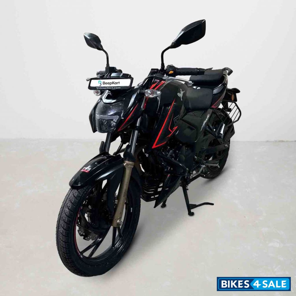 TVS Apache RTR 200 4V