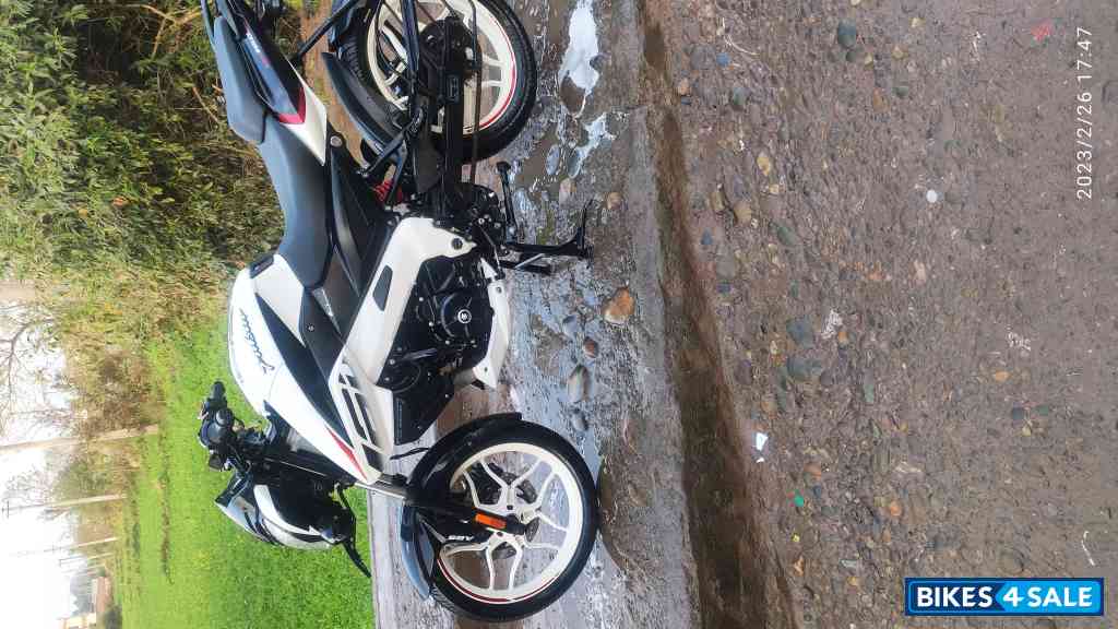 Bajaj Pulsar NS 160 BS6
