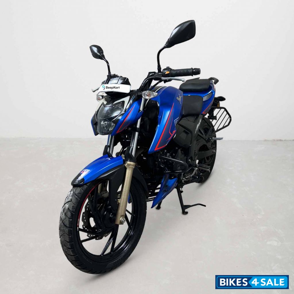 TVS Apache RTR 200 4V