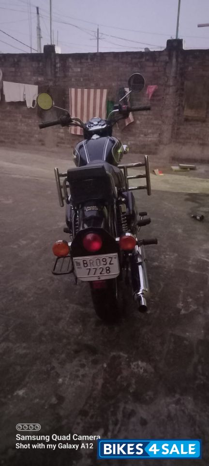 Black Royal Enfield Bullet Standard 500