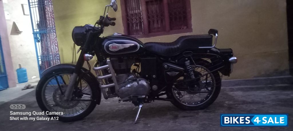 Black Royal Enfield Bullet Standard 500