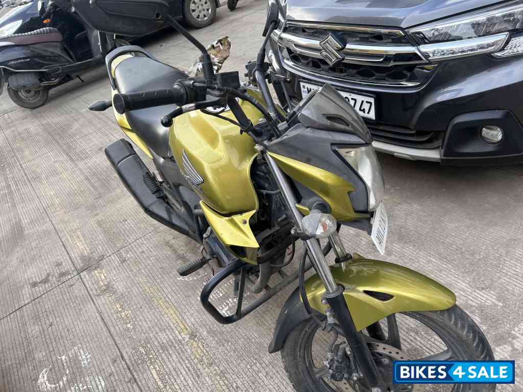 Green Honda CB Trigger