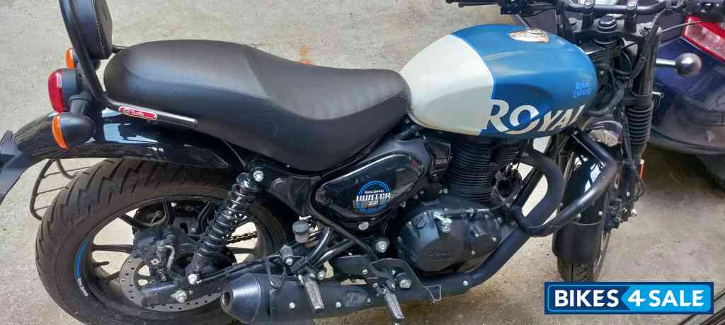 Royal Enfield Hunter 350 Metro