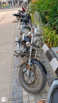 Bajaj Avenger Cruise 220 BS6