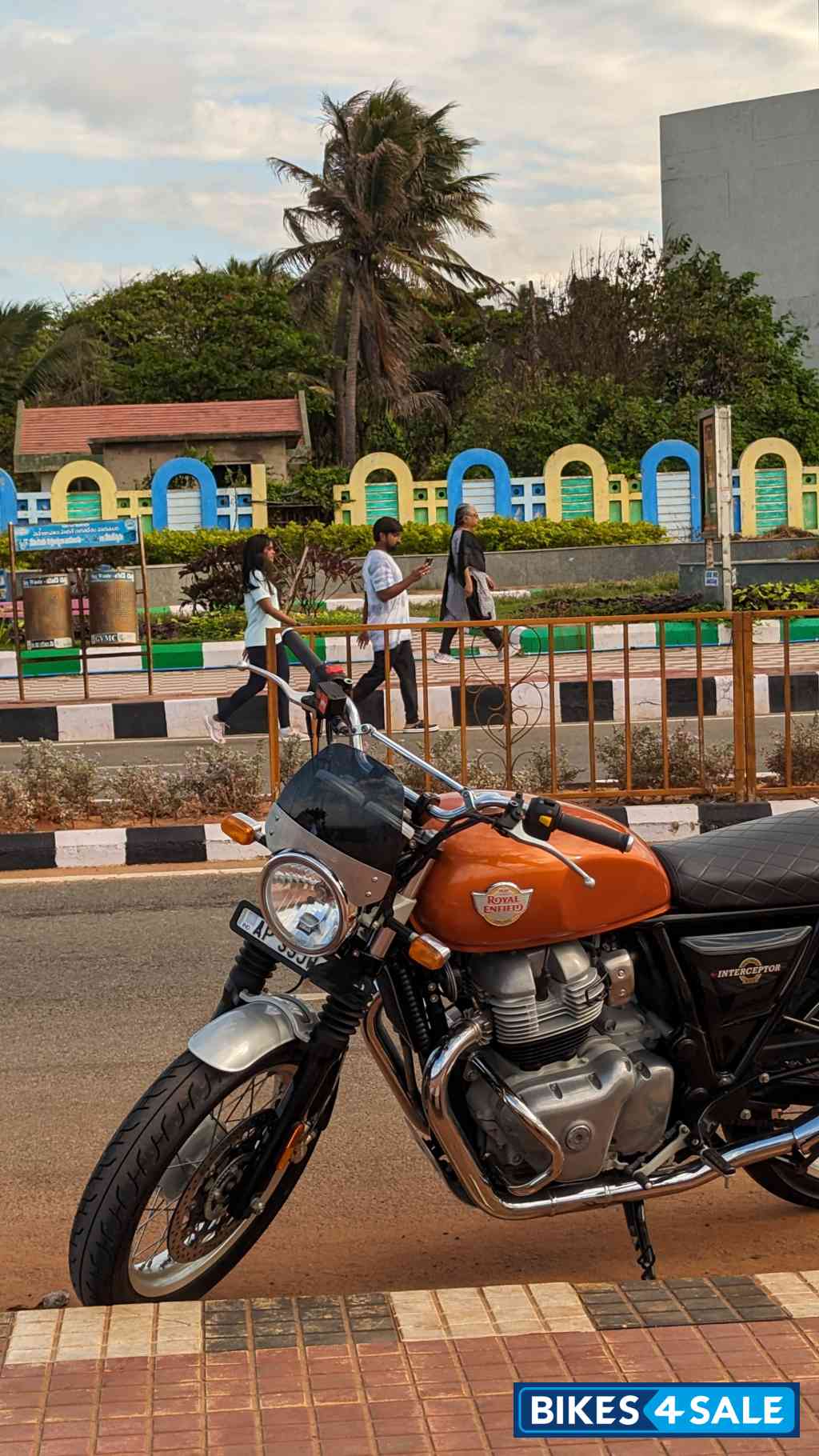 Royal Enfield Interceptor 650 Twin