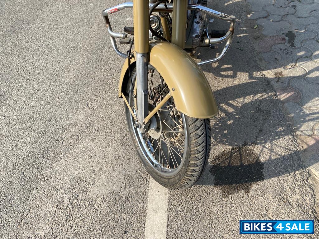 Desert Storm Royal Enfield Classic Desert Storm