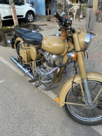 Desert Storm Royal Enfield Classic Desert Storm