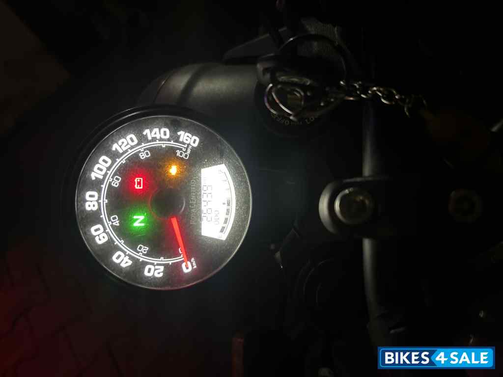 Royal Enfield Hunter 350 Retro