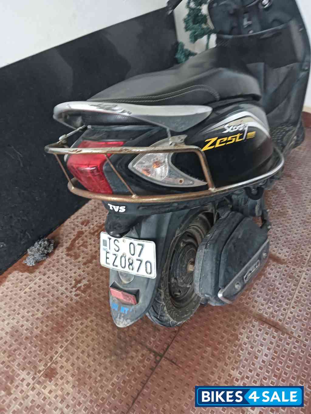 TVS Scooty Zest 110 BS6