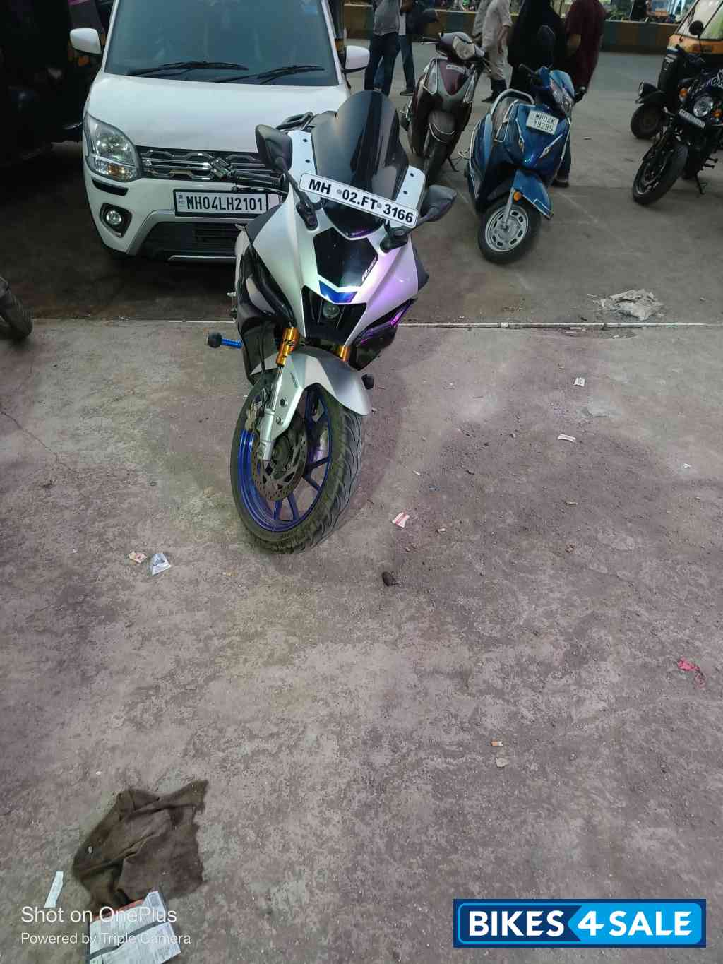 Metal Yamaha R15M