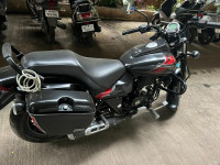 Bajaj Avenger Street 220