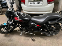 Bajaj Avenger Street 220