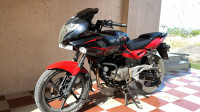 Bajaj Pulsar 220F