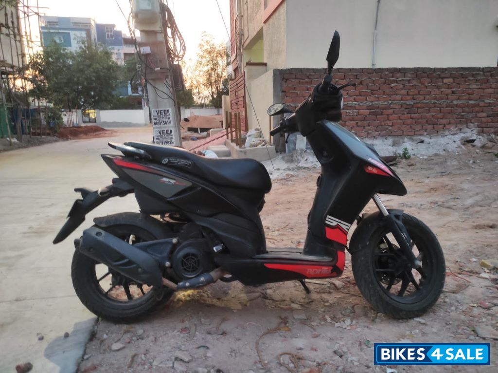 Aprilia SR 160 Std ABS