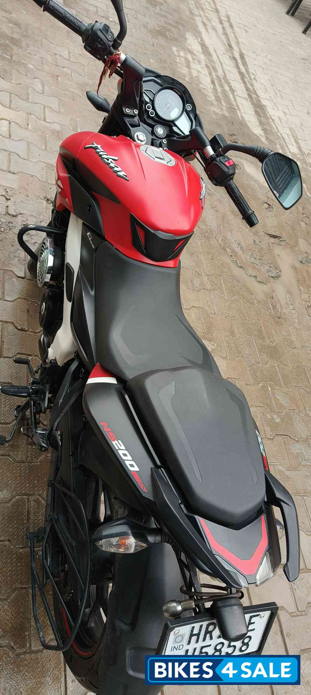 Bajaj Pulsar NS 200 BS6