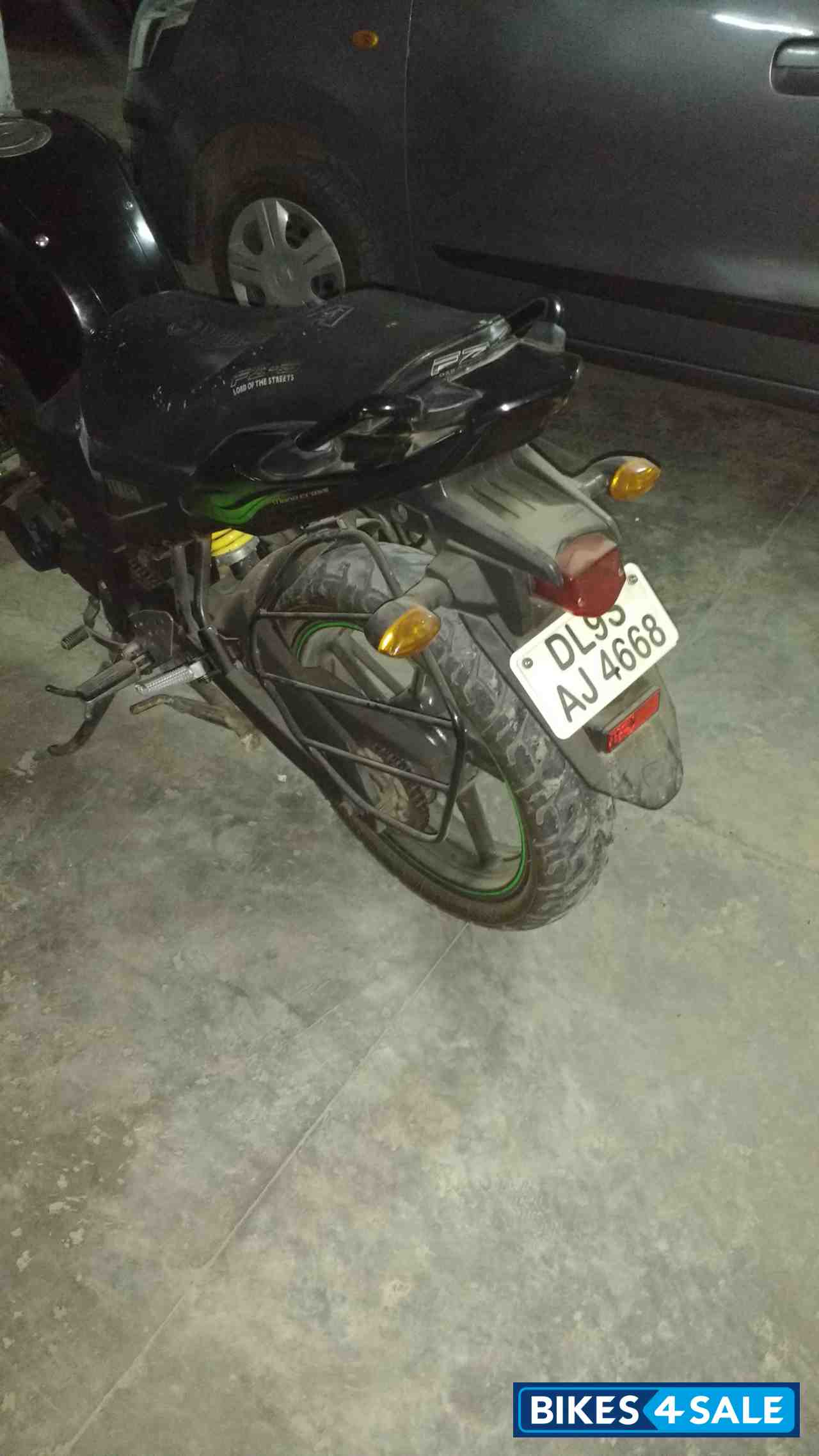 Black N Green Yamaha FZ-S