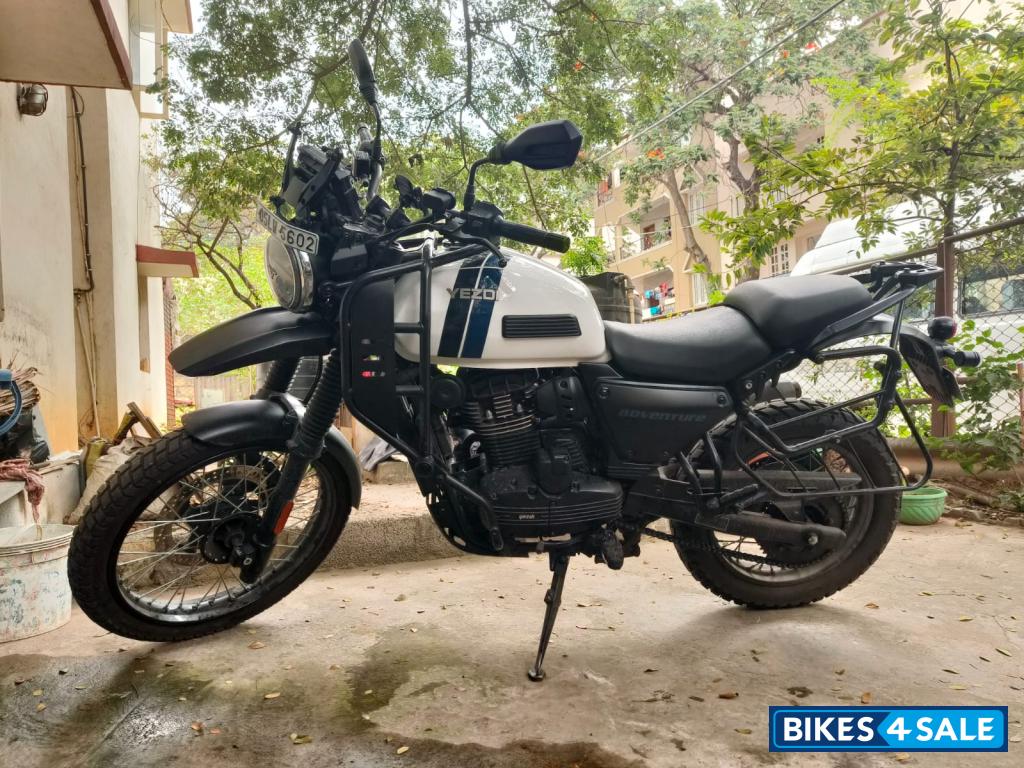 Gloss White Yezdi Adventure Gloss