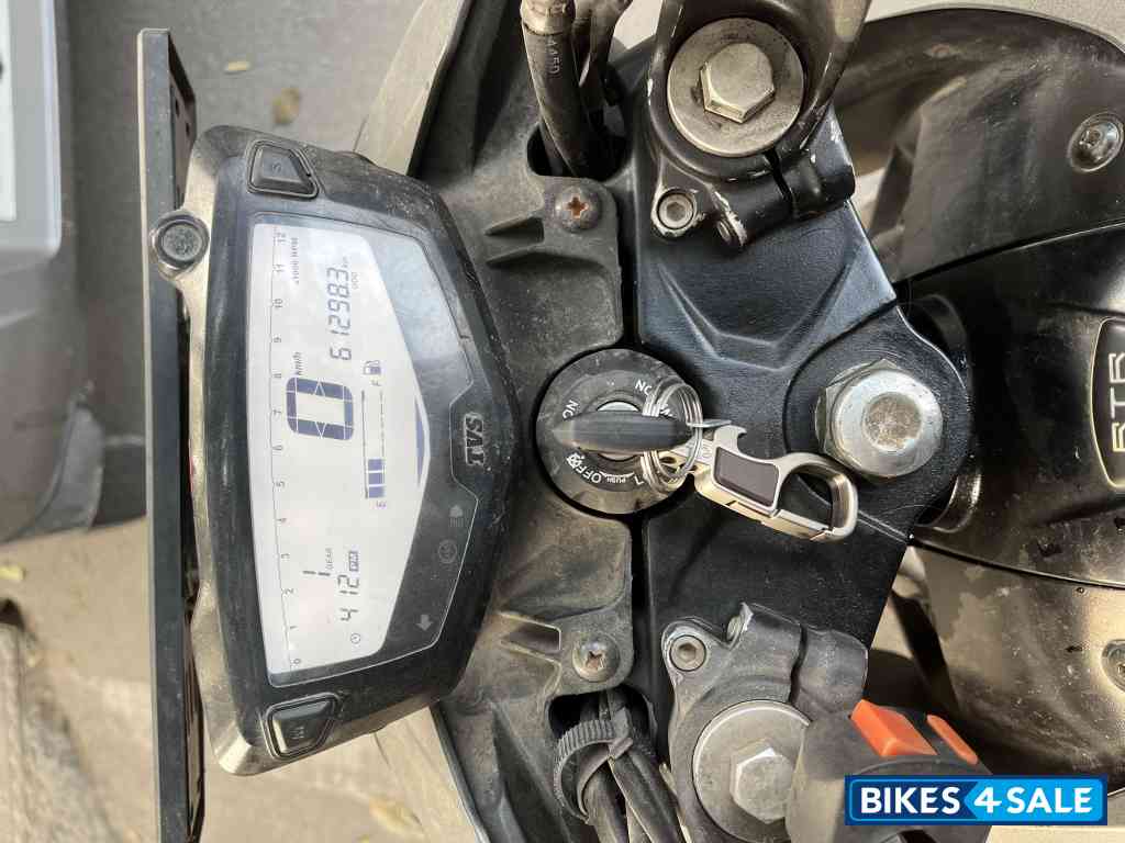 TVS Apache RTR 200 4V