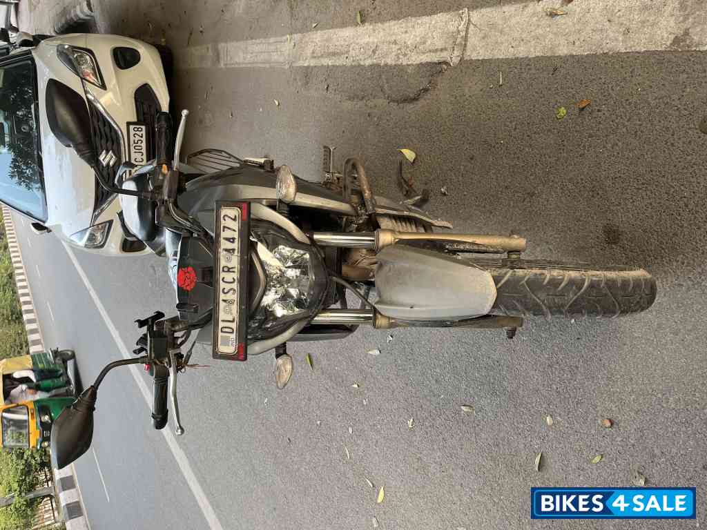 TVS Apache RTR 200 4V