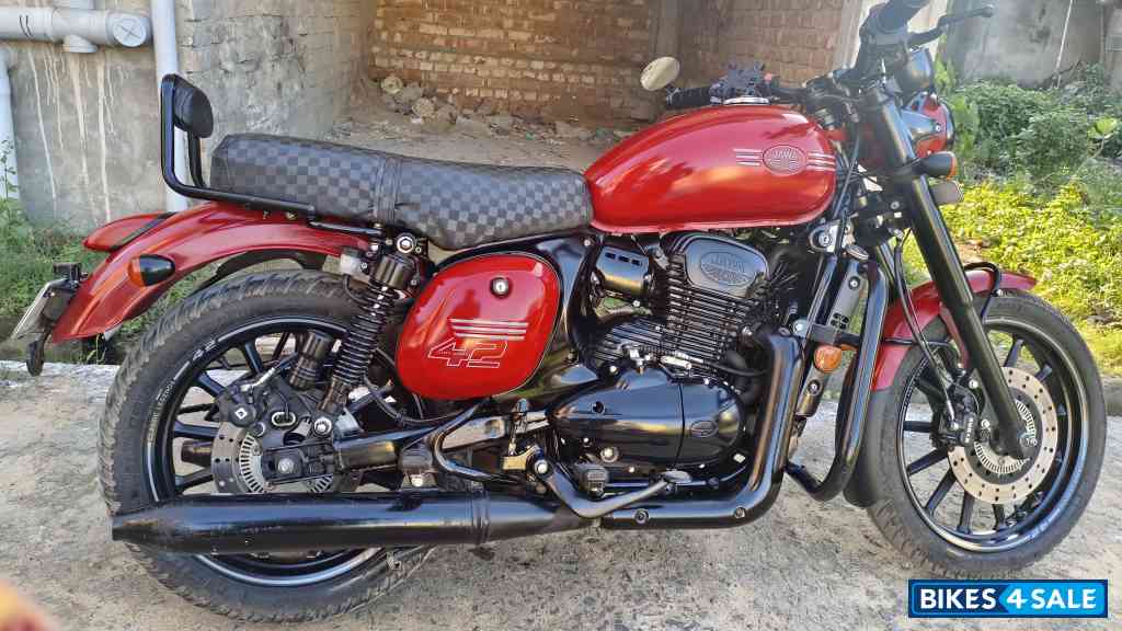 Jawa 42 Dual Channel ABS Orion Red