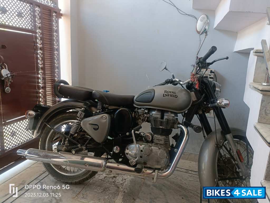 Royal Enfield Classic 350
