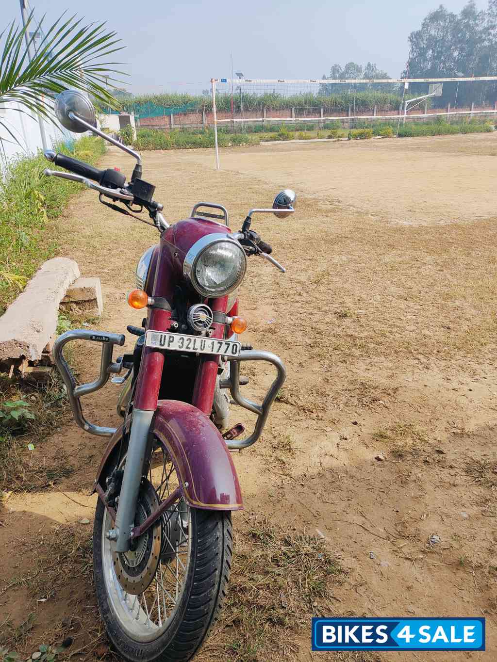 Ideal Jawa Yezdi Classic