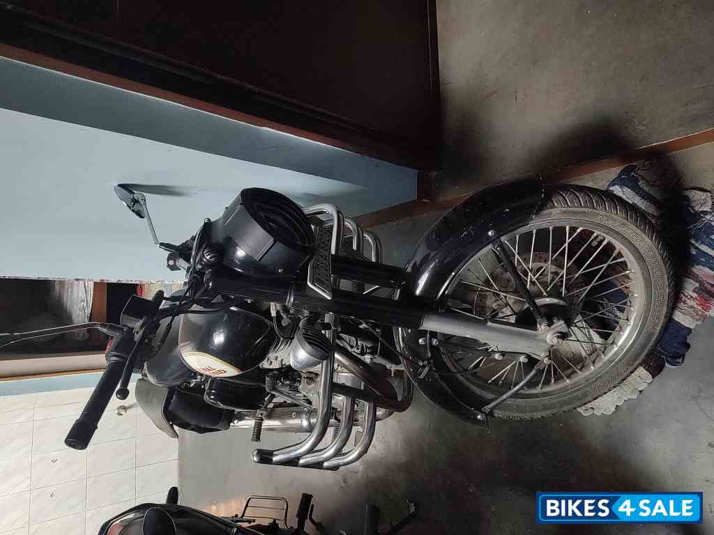 Royal Enfield Classic 350 Royal Enfield Classic 350