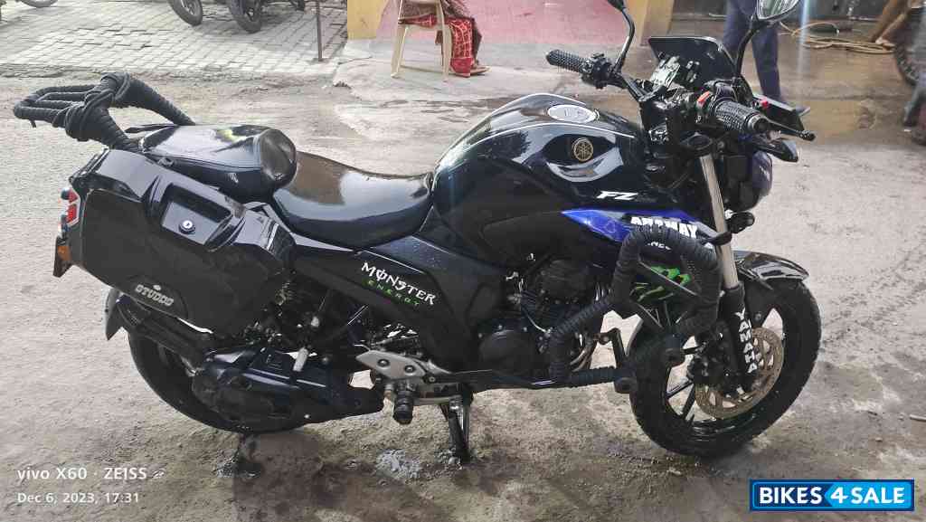 Blue/black Yamaha FZ25 Monster Energy MotoGP Edition