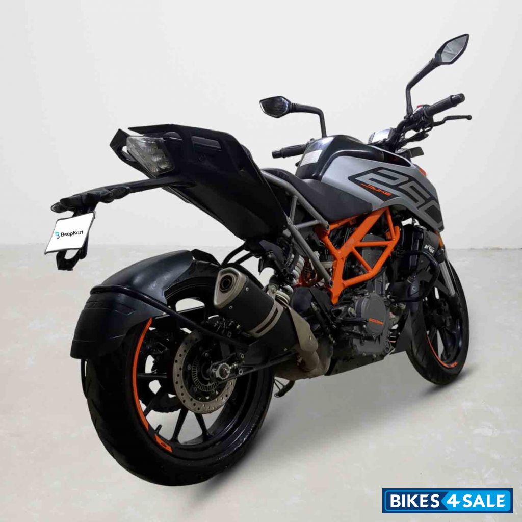 KTM Duke 250
