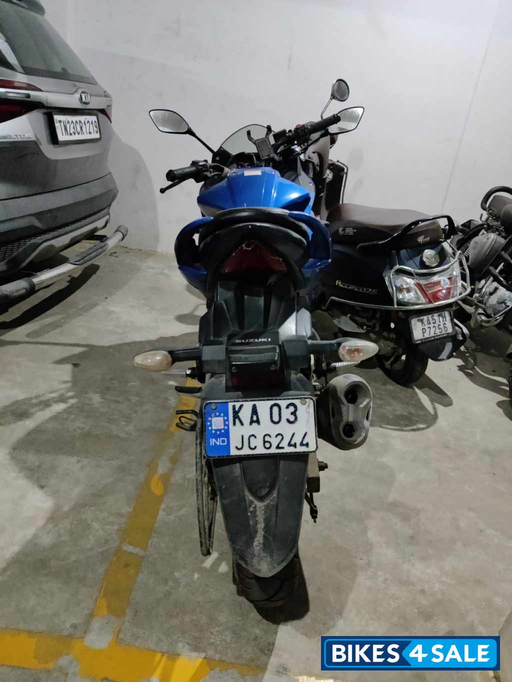 Suzuki Gixxer SF