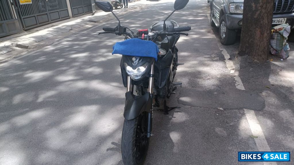 Yamaha FZ25