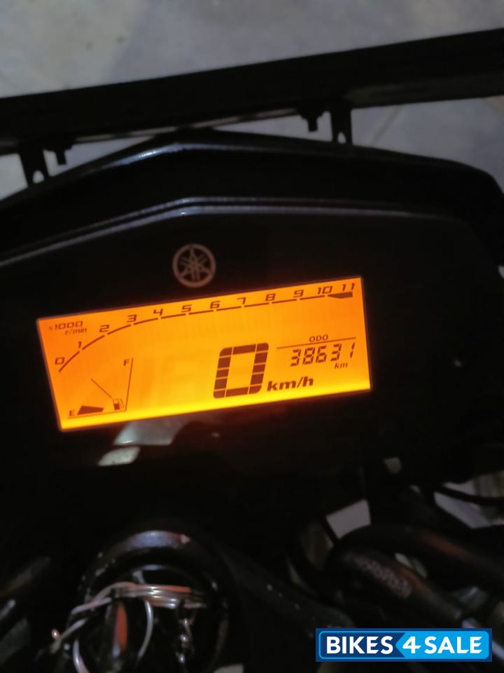 Yamaha FZ25