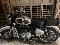 Silver Royal Enfield Classic 350