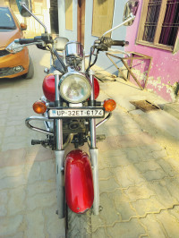 Red Wine Bajaj Avenger 220 DTS-i