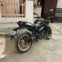 Matte Black Bajaj Dominar 400