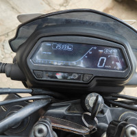 Matte Black Bajaj Dominar 400