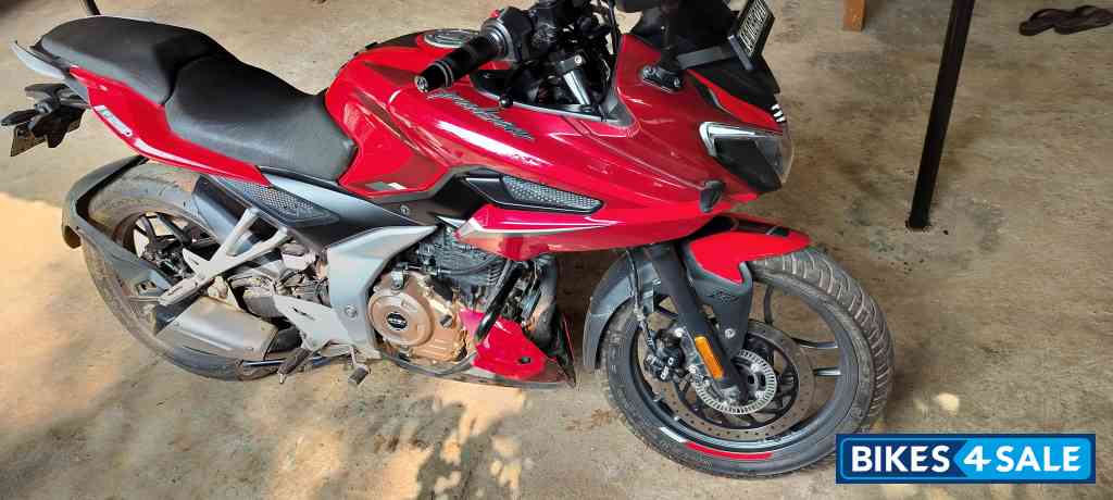 Bajaj Pulsar F250