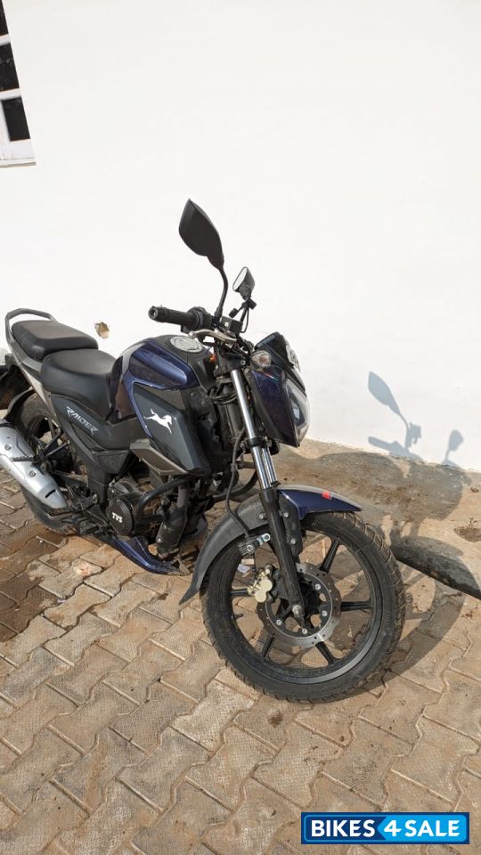 TVS Raider Split Seat TVS Raider Split Seat