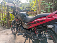 Red And Black Hero Glamour 125 Drum