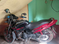 Red And Black Hero Glamour 125 Drum