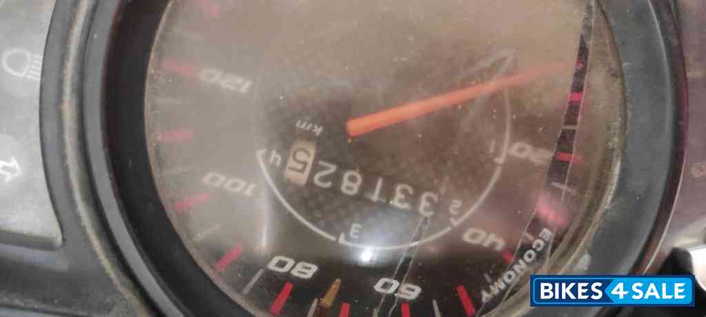 Grey Honda Shine 125