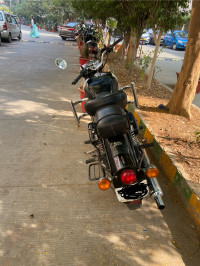 Black Royal Enfield Classic 350 BS VI