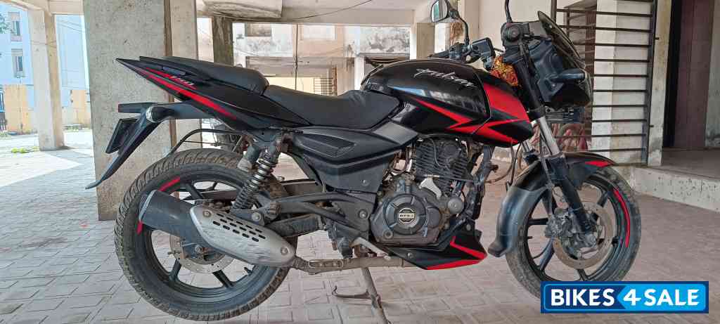 Bajaj Pulsar 150 Twin Disc