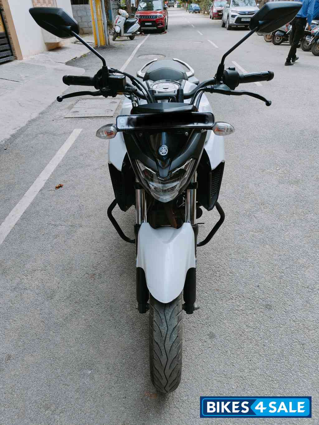 Yamaha FZ25