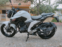 Yamaha FZ25