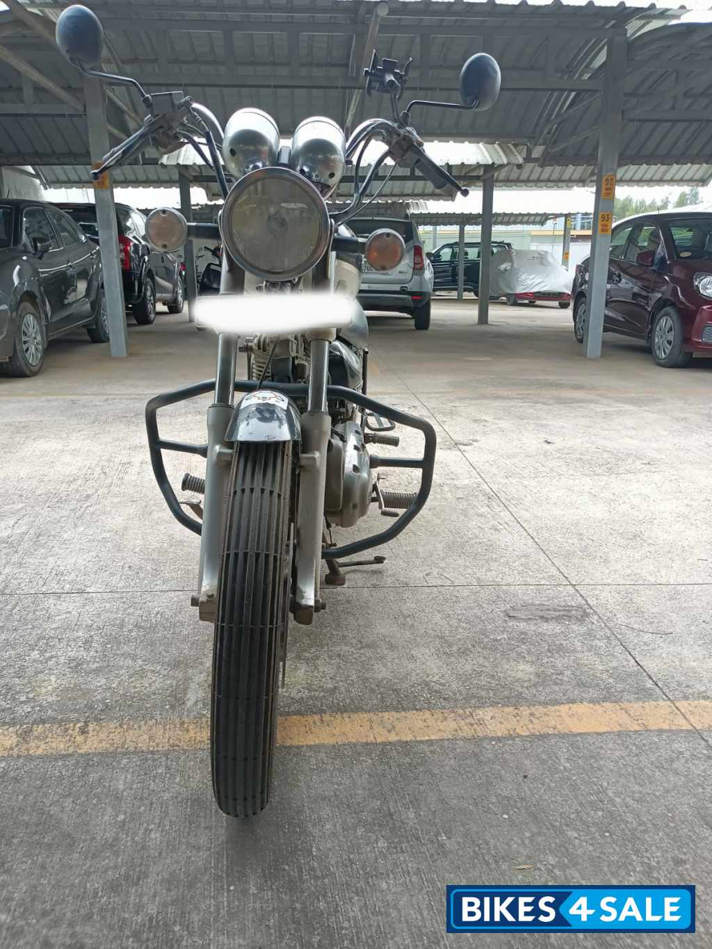 Royal Enfield Thunderbird 350 Royal Enfield Thunderbird 350