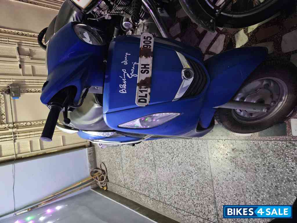 Purple Blue Yamaha Fascino